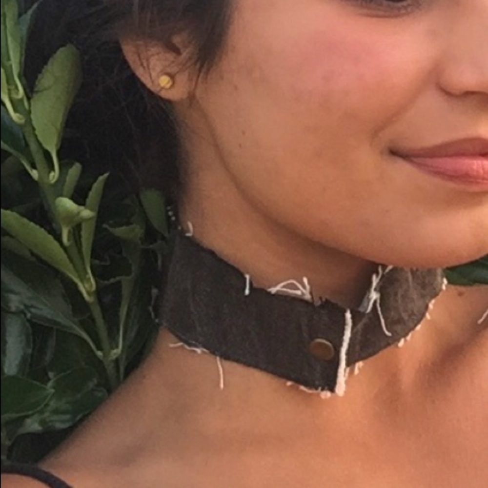 Vintage Levi’s denim choker